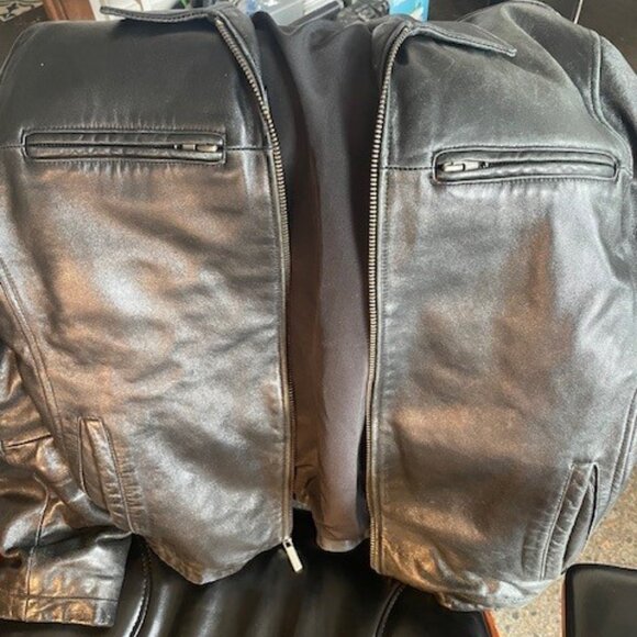 Wilsons Leather Sleek Black Bomber Jacket - Picture 2 of 2